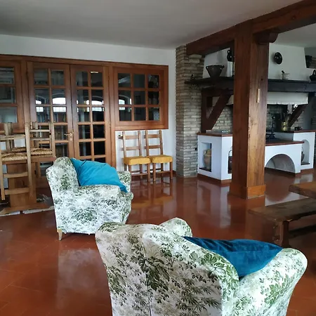 Paola Holidays Vila SantʼAngelo in Vado